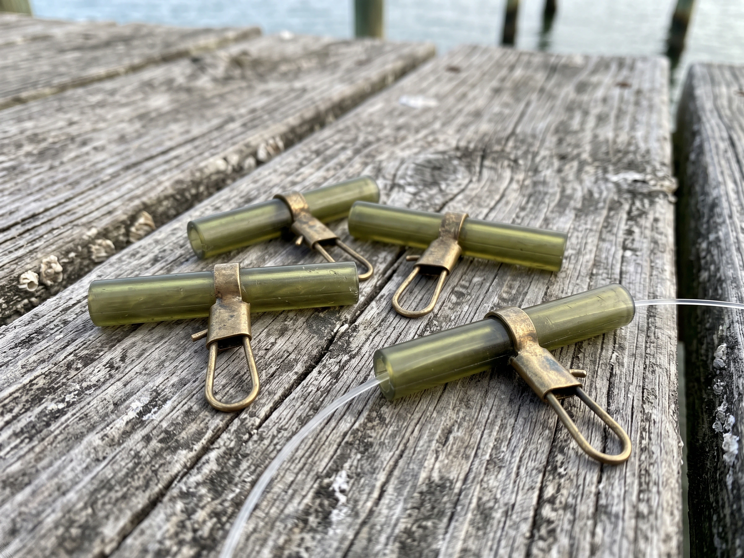 Line-through sinker slider on a dock